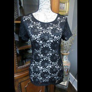 Forever 21 Black Floral Lace Top Size M